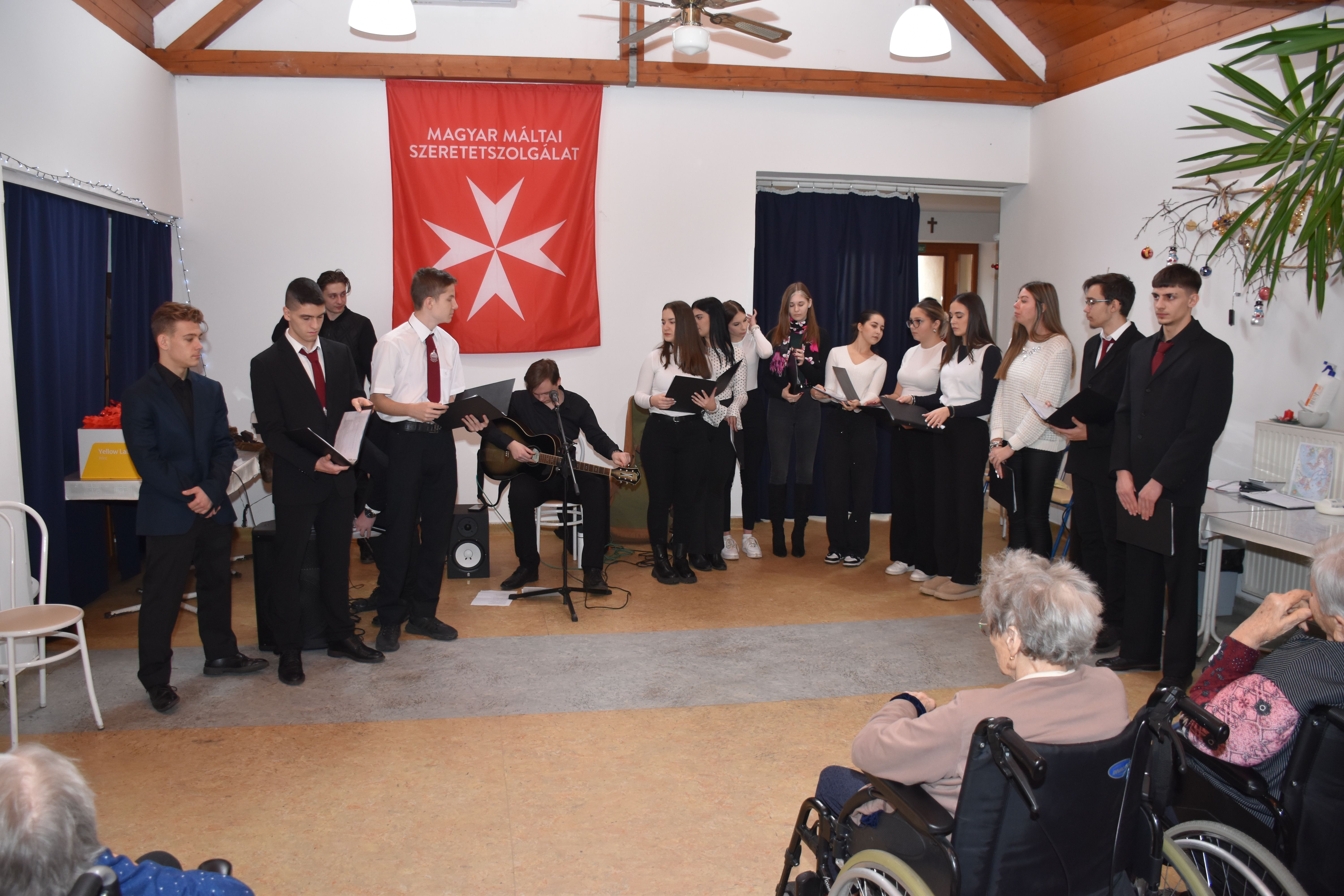 Adventi jószolgálati akciók 