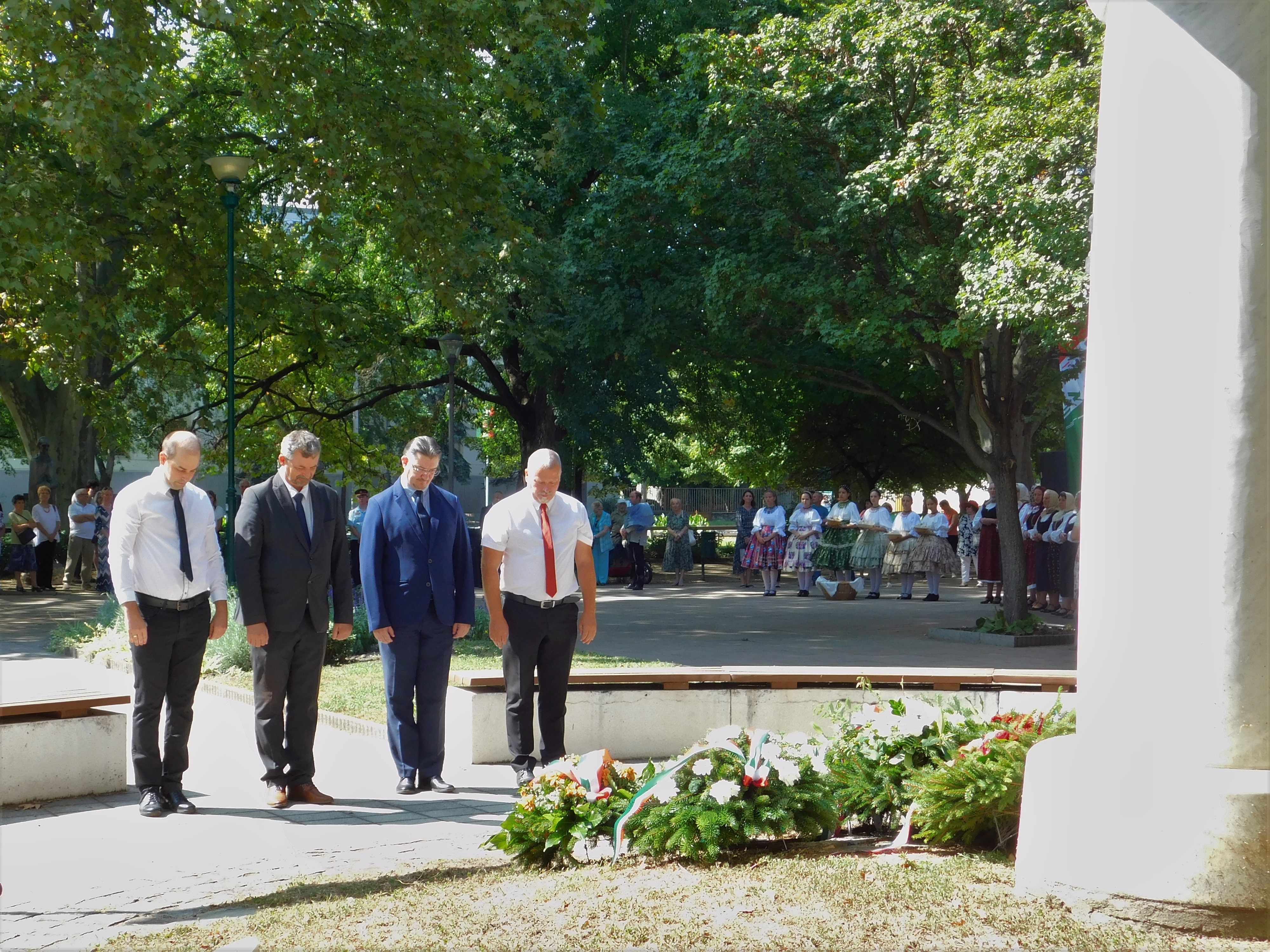 Az államalapítást ünnepeltük