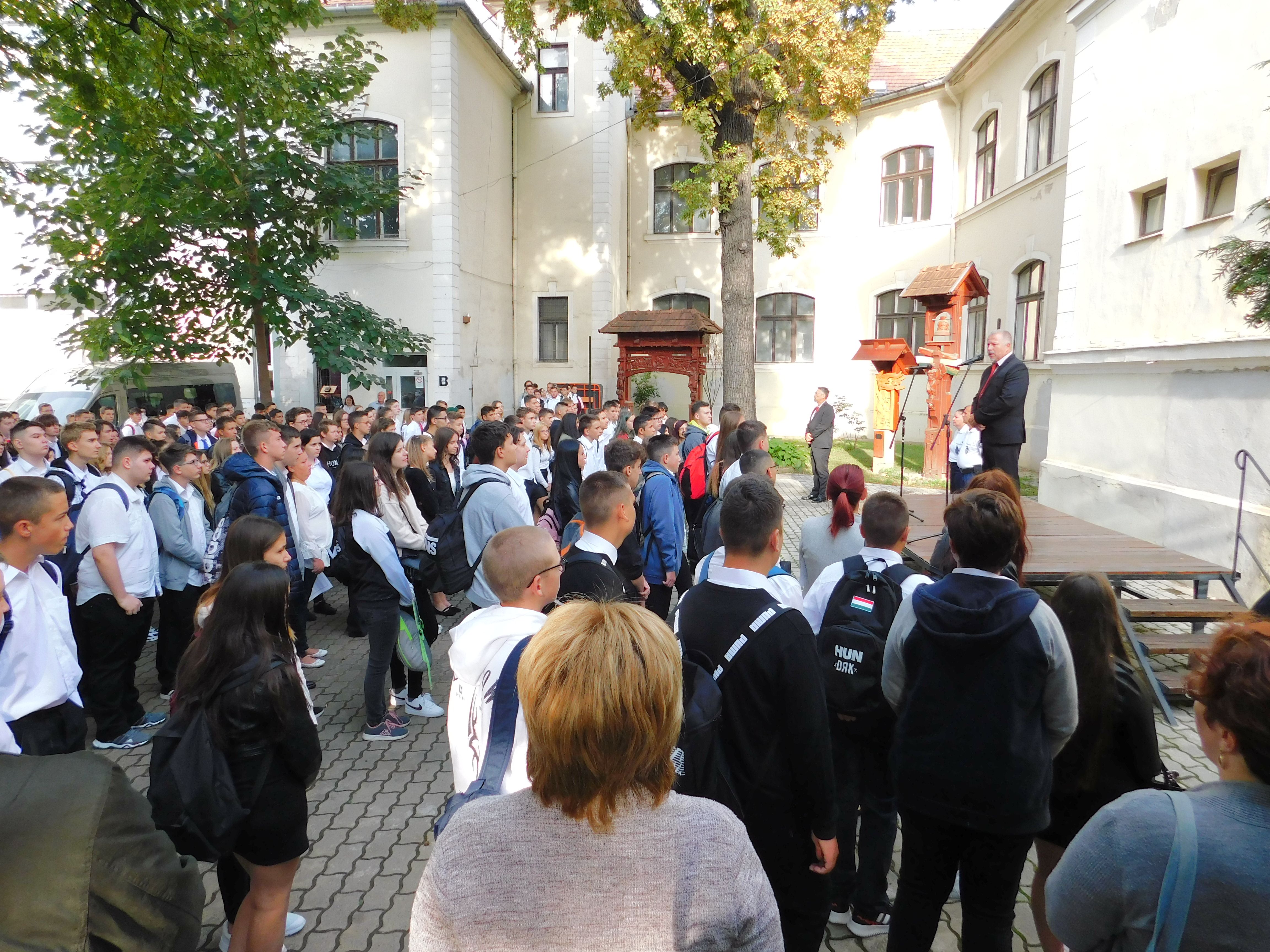 Elkezdődött a 2021/2022-es tanév