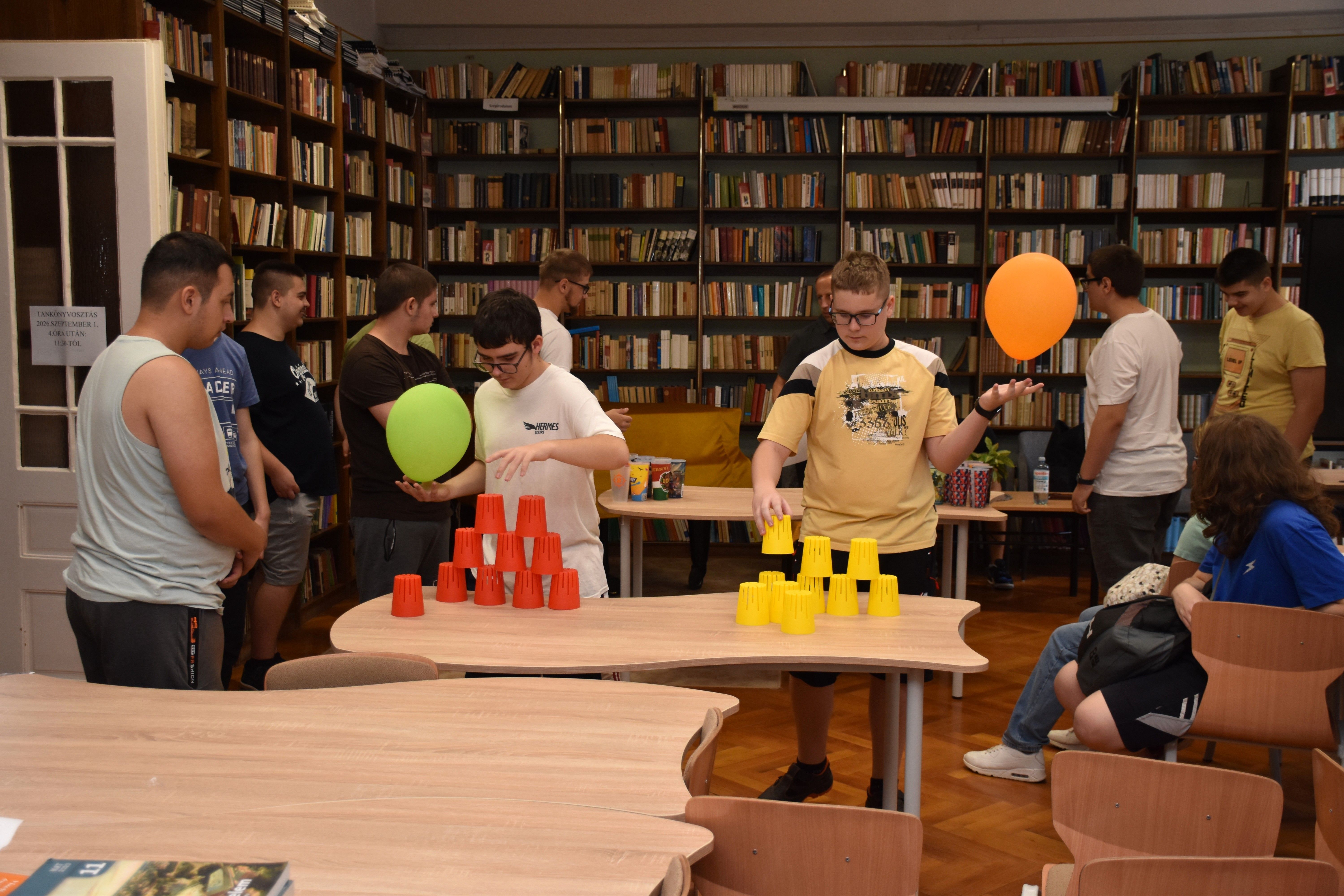Idén is projektekkel foglalták el a Centrum iskoláit a diákok