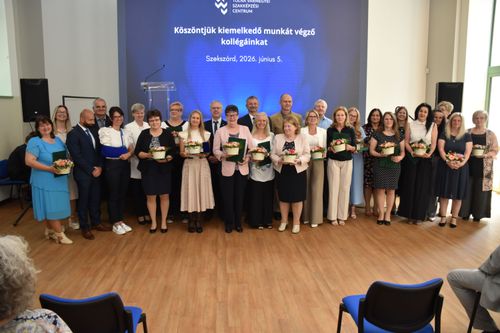 Kiemelkedő munkát végző kollégákat köszöntöttünk