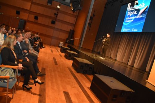 vállalkozásismeretiroadshow2025 (29).JPG